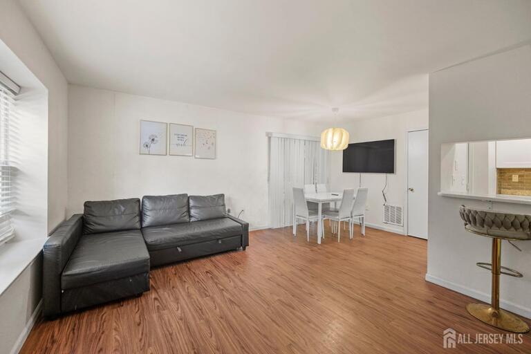 Photo 6 of 354 N McDowell Drive, East Brunswick NJ 08816, East Brunswick, NJ