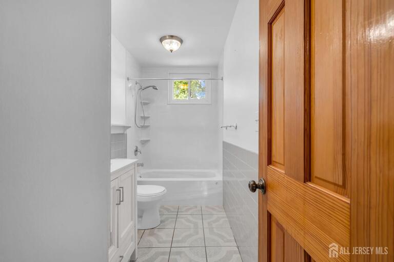 Photo 17 of 341 Middle Road, Hazlet NJ 07730, Hazlet, NJ