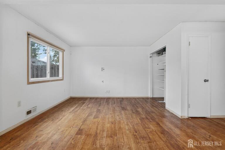 Photo 11 of 17 Joanna Place, Colonia NJ 07067, Colonia, NJ