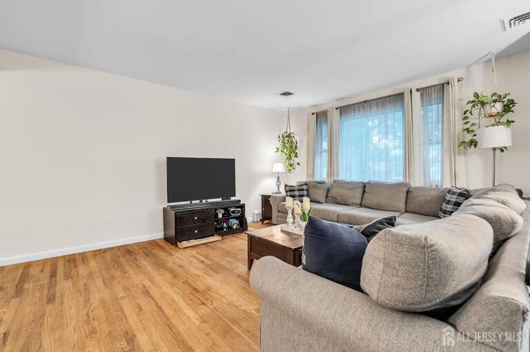 Photo 7 of 116 Hadley Street, Piscataway NJ 08854, Piscataway, NJ