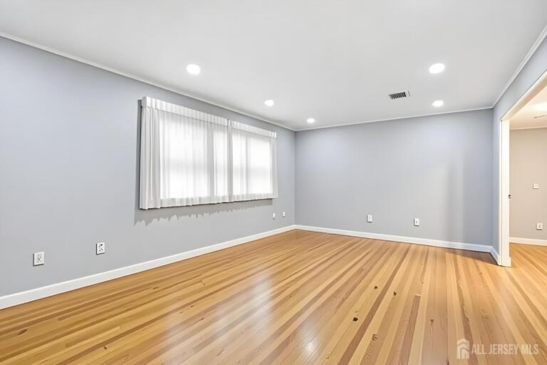 Photo 12 of 518 Orchard Place, South Amboy NJ 08879, South Amboy, NJ