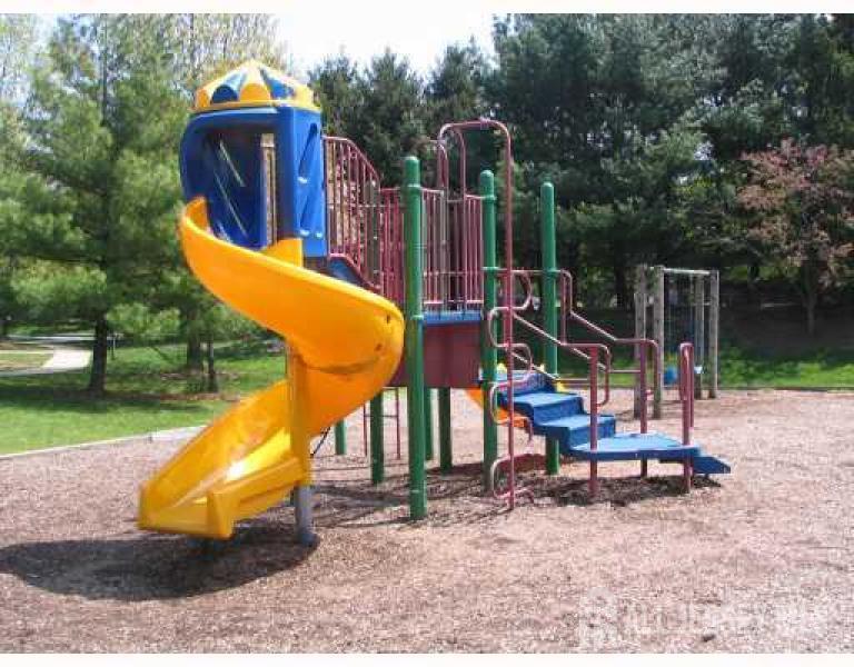 Photo 11 of 158 Darwin Lane, North Brunswick NJ 08902, North Brunswick, NJ