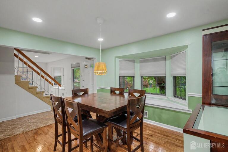Photo 3 of 1901 Deerfield Drive, Edison NJ 08820, Edison, NJ