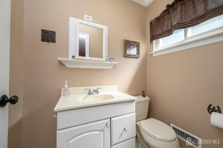Photo 15 of 25 Brookside Road, Edison NJ 08817, Edison, NJ