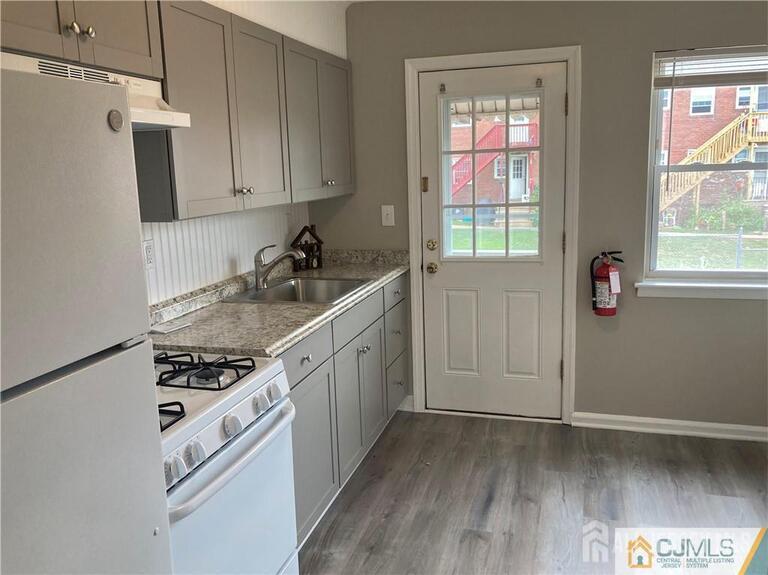 Photo 2 of 250 Penn Avenue # 4B, Edison NJ 08817, Edison, NJ