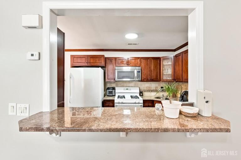 Photo 11 of 30 Kensington Drive, Piscataway NJ 08854, Piscataway, NJ