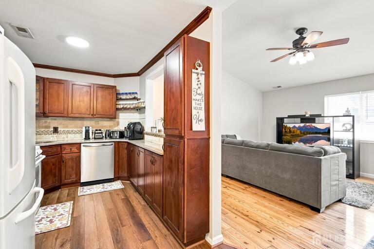 Photo 7 of 30 Kensington Drive, Piscataway NJ 08854, Piscataway, NJ