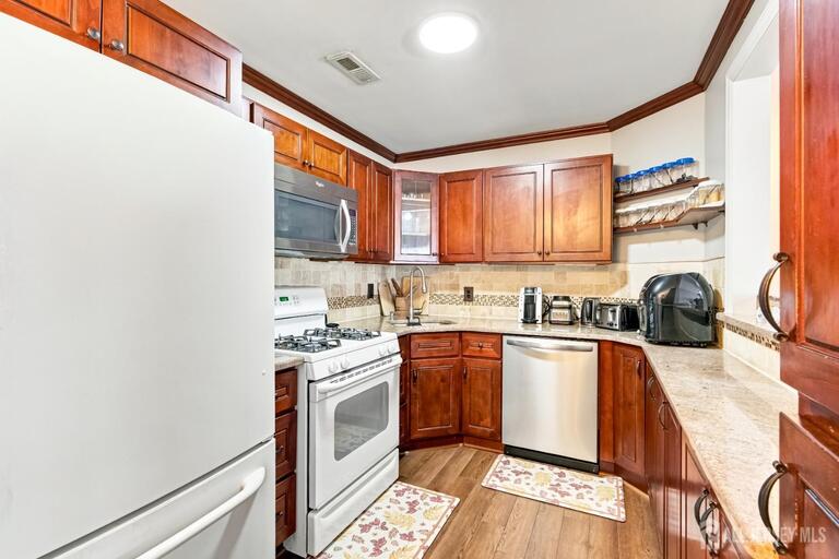 Photo 8 of 30 Kensington Drive, Piscataway NJ 08854, Piscataway, NJ