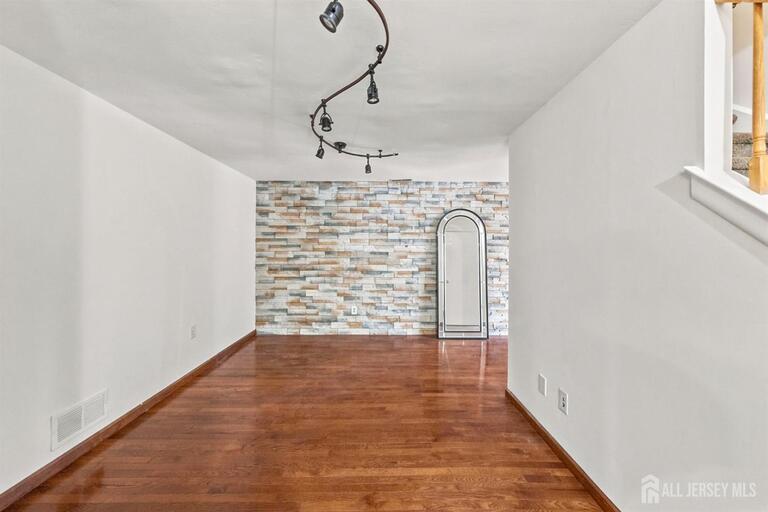 Photo 6 of 89 Tennyson Drive, Plainsboro NJ 08536, Plainsboro, NJ