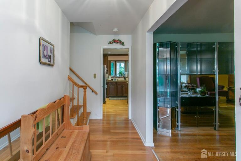 Photo 8 of 25 Huntington Road, Edison NJ 08820, Edison, NJ