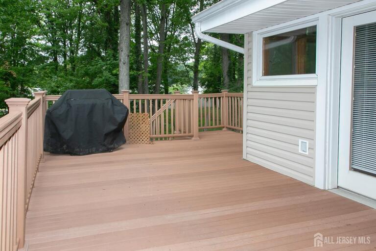 Photo 7 of 25 Huntington Road, Edison NJ 08820, Edison, NJ