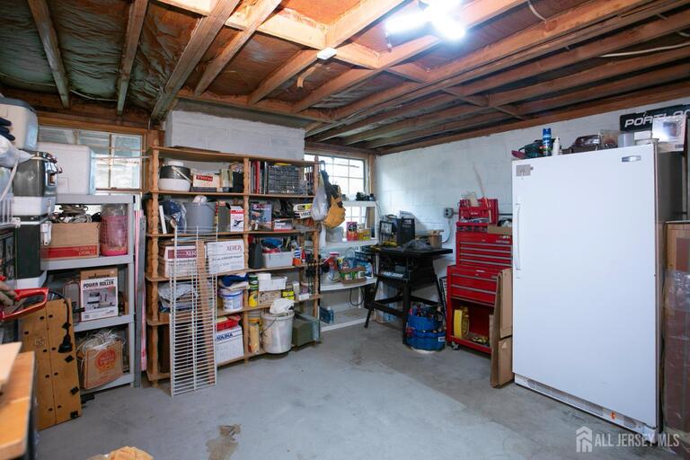 Photo 31 of 25 Huntington Road, Edison NJ 08820, Edison, NJ