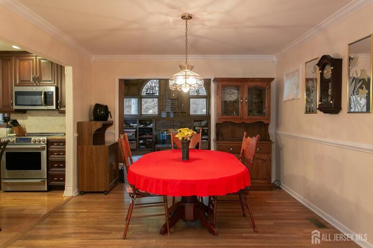 Photo 13 of 25 Huntington Road, Edison NJ 08820, Edison, NJ