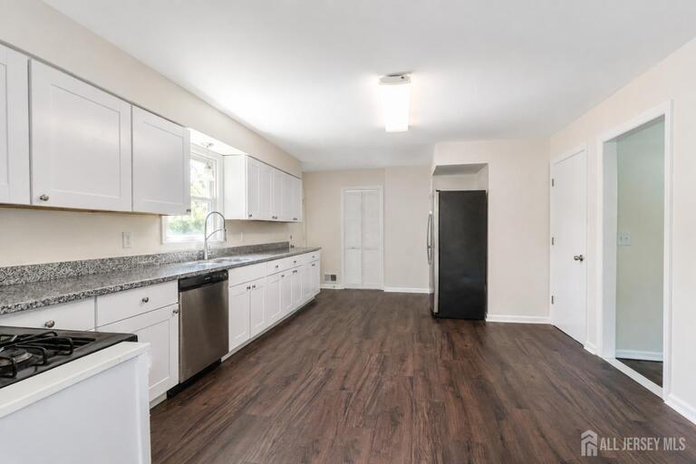 Photo 6 of 25 Lincoln Avenue, Piscataway NJ 08854, Piscataway, NJ