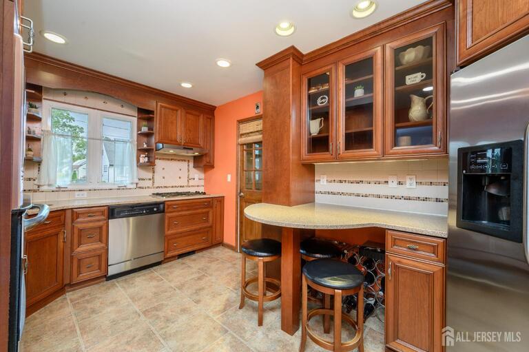 Photo 9 of 230 Jones Place, Rahway NJ 07065, Rahway, NJ