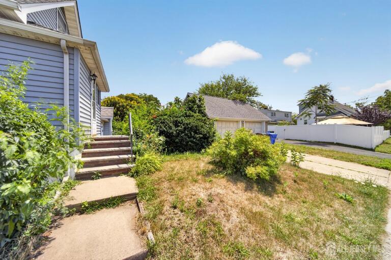 Photo 19 of 27 Lillian Terrace, Woodbridge Proper NJ 07095, Woodbridge Proper, NJ