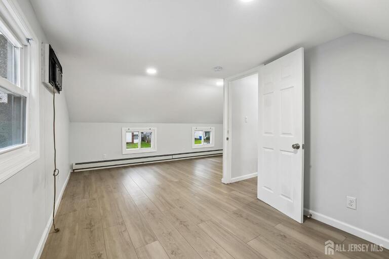 Photo 14 of 89 Homes Park Avenue, Iselin NJ 08830, Iselin, NJ