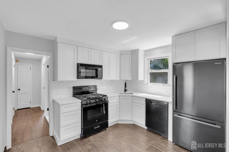 Photo 12 of 2708 Maple Avenue, South Plainfield NJ 07080, South Plainfield, NJ