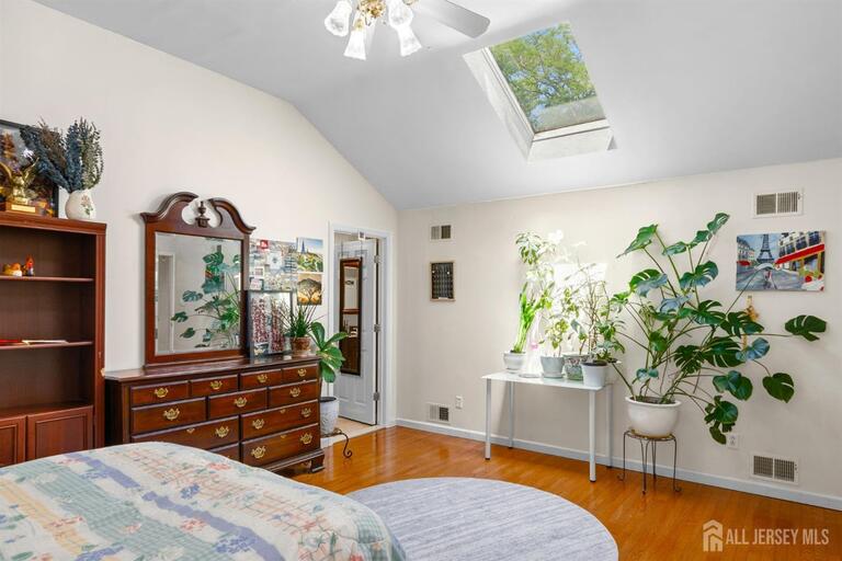 Photo 19 of 19 Stephenville Parkway, Edison NJ 08820, Edison, NJ