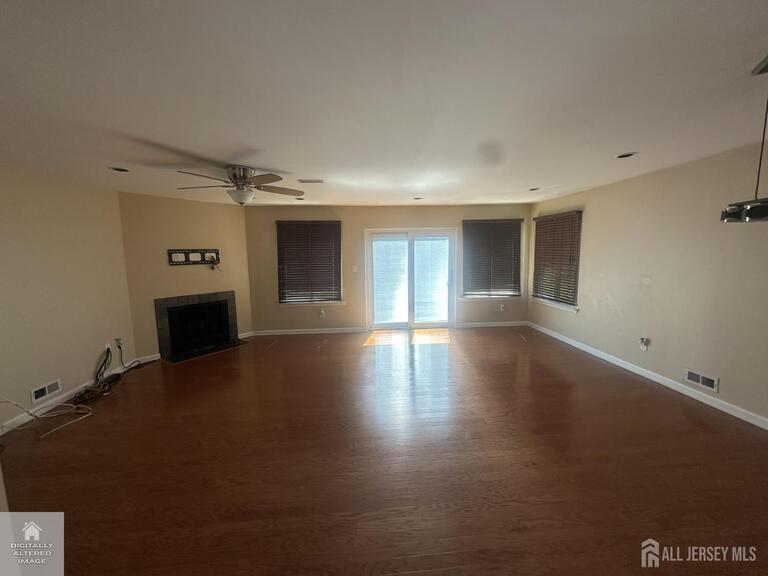 Photo 6 of 74 Carriage Place, Edison NJ 08820, Edison, NJ