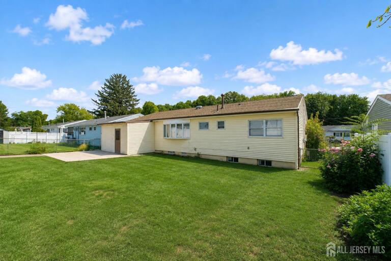 Photo 29 of 199 Princeton Road, Parlin NJ 08859, Parlin, NJ