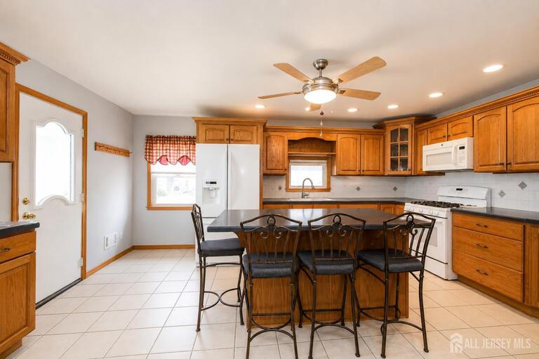 Photo 8 of 199 Princeton Road, Parlin NJ 08859, Parlin, NJ