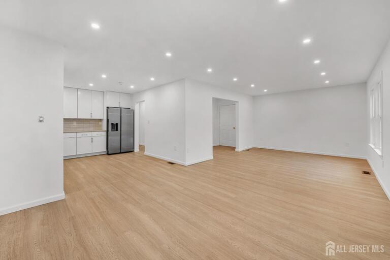 Photo 4 of 29 Hillsborough Drive # B, Monroe NJ 08831, Monroe, NJ