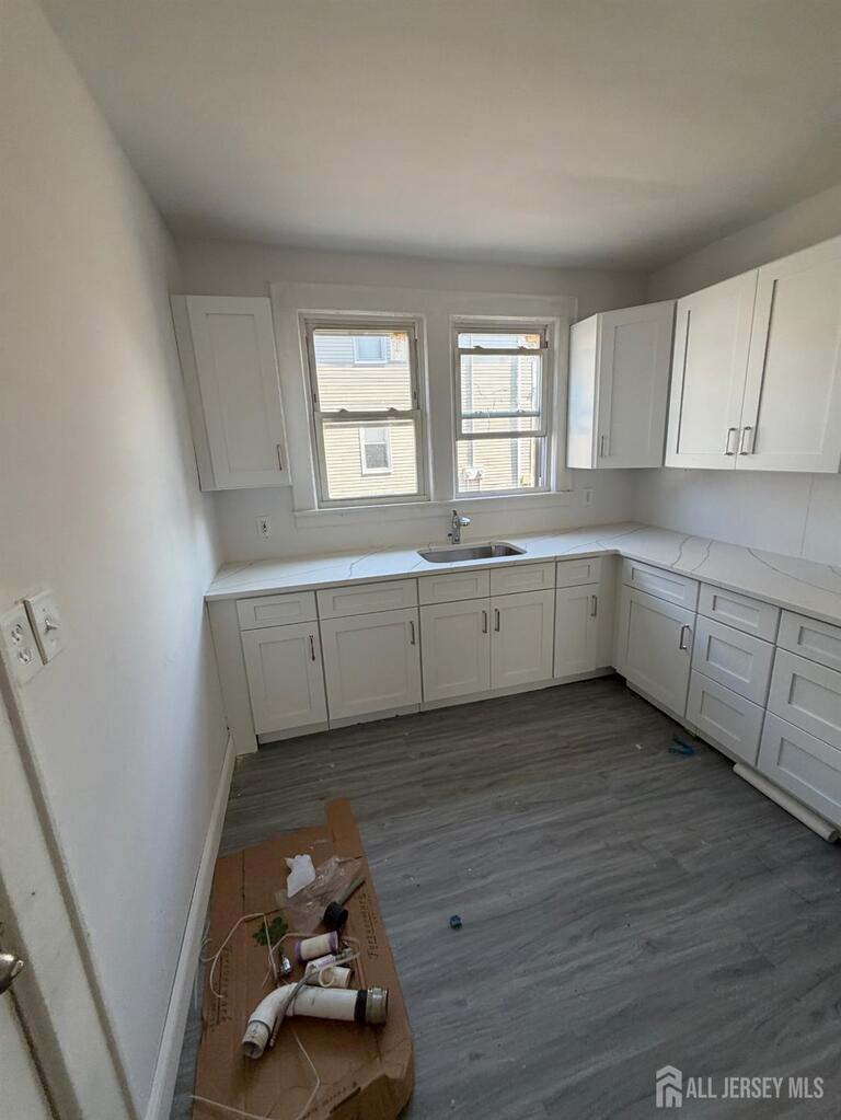 Photo 5 of 924 Monroe Avenue, Elizabeth NJ 07201, Elizabeth, NJ