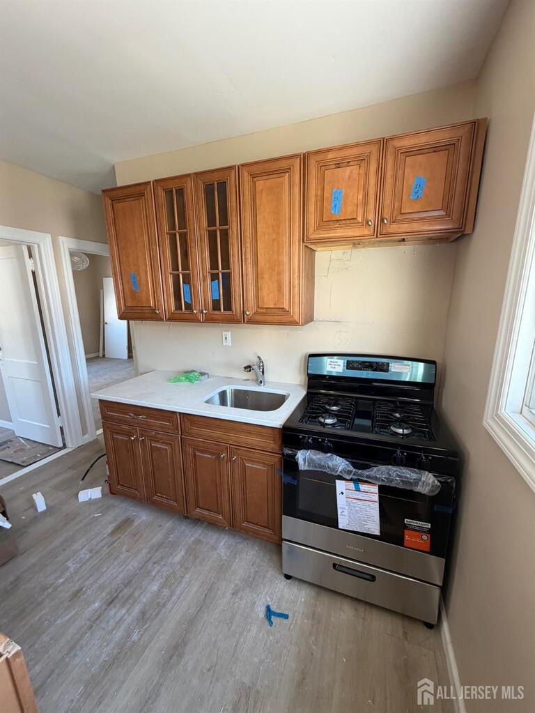 Photo 8 of 924 Monroe Avenue, Elizabeth NJ 07201, Elizabeth, NJ