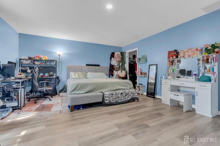 Photo 23 of 425 Thomas Street, Perth Amboy NJ 08861, Perth Amboy, NJ