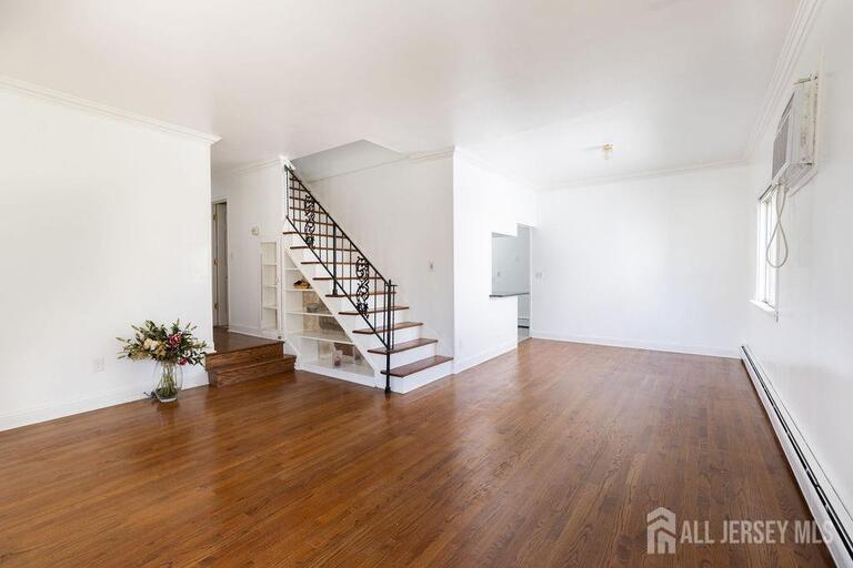 Photo 6 of 19 Jonquil Circle, Fords NJ 08863, Fords, NJ