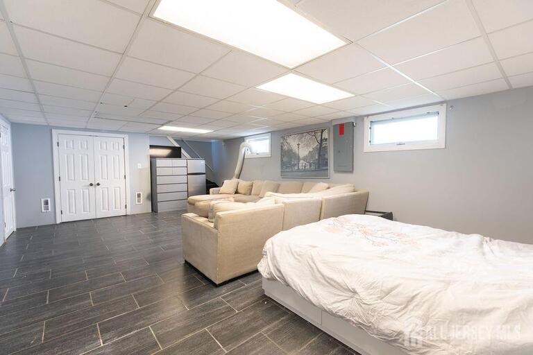 Photo 33 of 19 Jonquil Circle, Fords NJ 08863, Fords, NJ