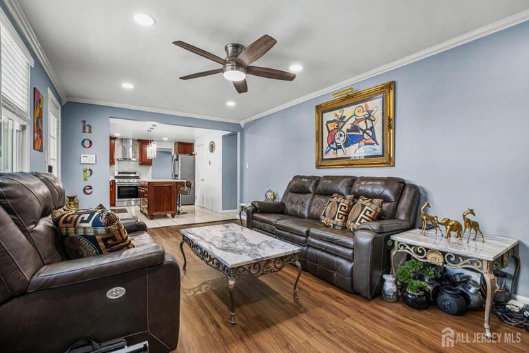 Photo 11 of 907 Mer-edinburg Road, Hamilton NJ 08690, Hamilton, NJ
