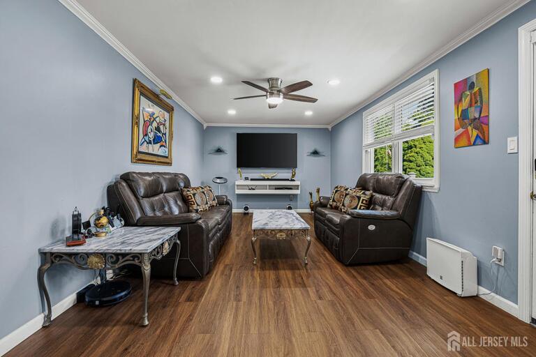 Photo 10 of 907 Mer-edinburg Road, Hamilton NJ 08690, Hamilton, NJ