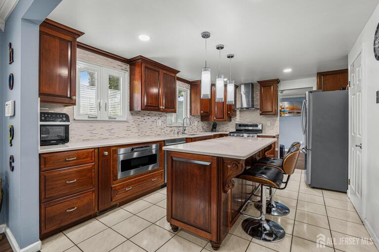 Photo 6 of 907 Mer-edinburg Road, Hamilton NJ 08690, Hamilton, NJ