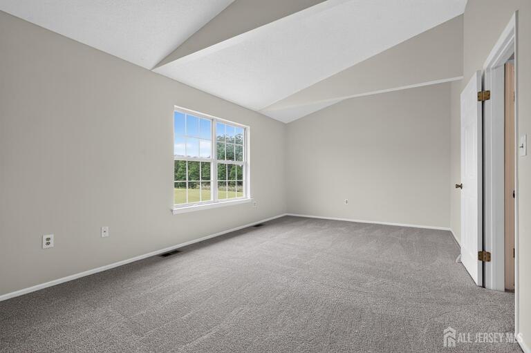 Photo 11 of 72 Sassafras Court, North Brunswick NJ 08902, North Brunswick, NJ