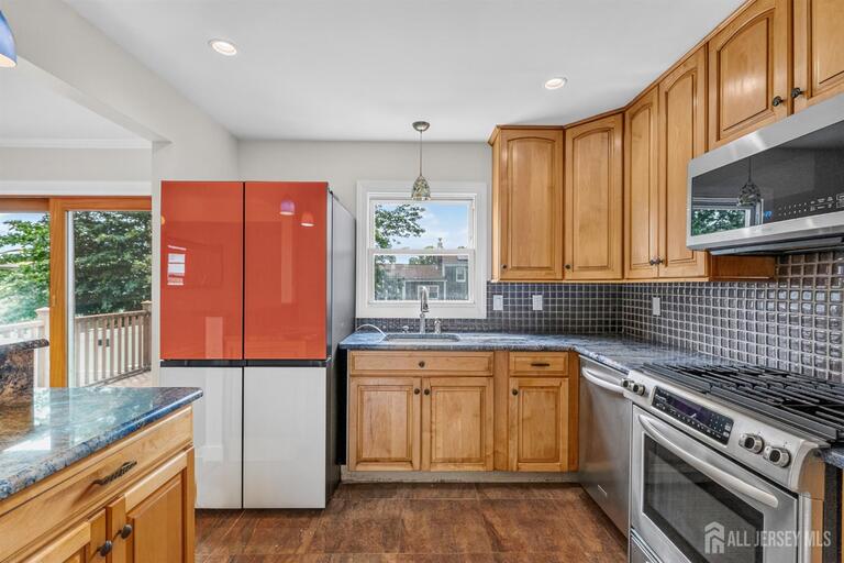 Photo 10 of 51 Charlotte Street, Carteret NJ 07008, Carteret, NJ