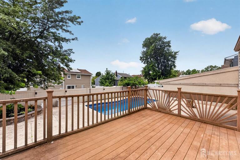 Photo 24 of 51 Charlotte Street, Carteret NJ 07008, Carteret, NJ