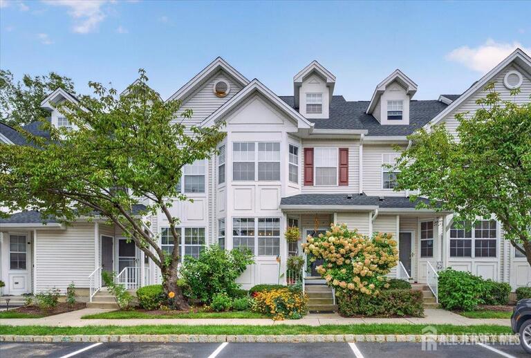 Photo 2 of 1008 Blossom Circle, South Brunswick NJ 08810, South Brunswick, NJ