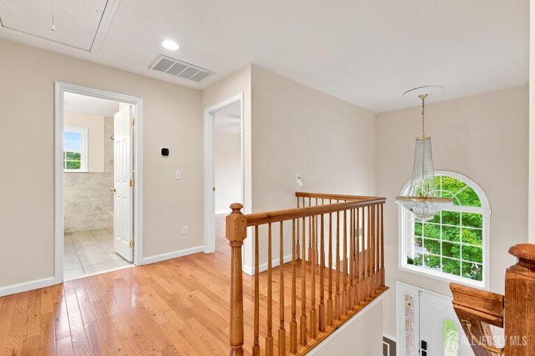 Photo 12 of 39 Hamilton Avenue, Edison NJ 08820, Edison, NJ