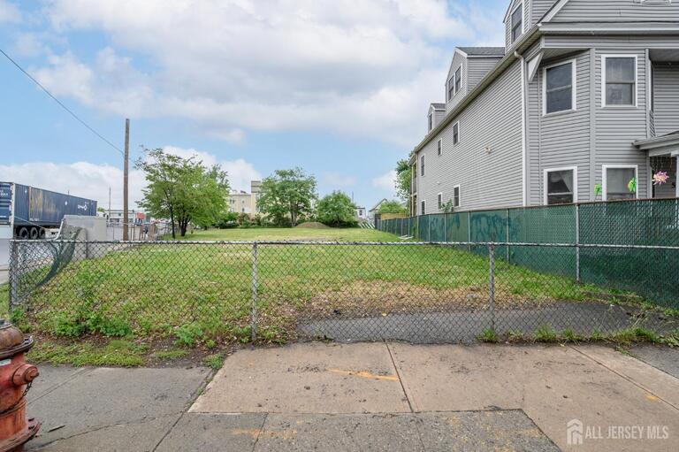 Photo 2 of 534 Grier Avenue, Elizabeth NJ 07202, Elizabeth, NJ