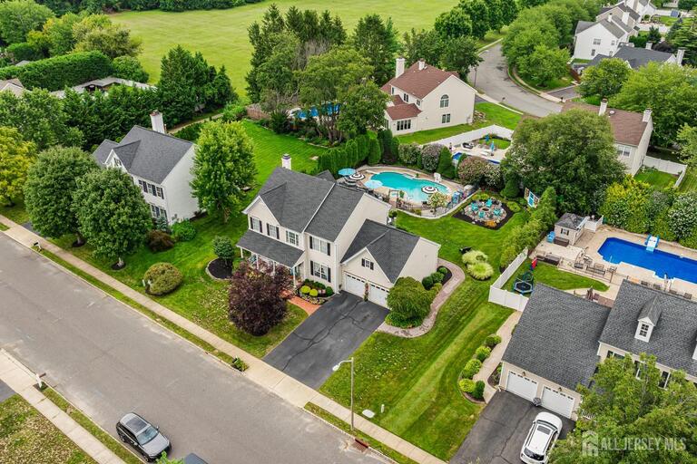 Photo 8 of 31 Woodstown Drive, Freehold NJ 07728, Freehold, NJ