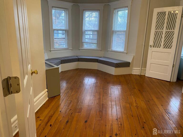 Photo 7 of 237 Montgomery Street # 2, Highland Park NJ 08904, Highland Park, NJ