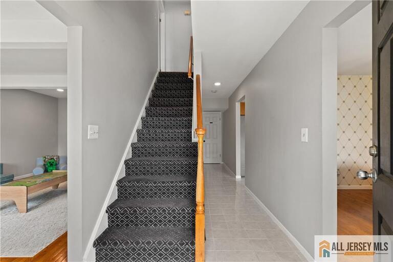 Photo 4 of 51 Diana Drive, South Plainfield NJ 07080, South Plainfield, NJ