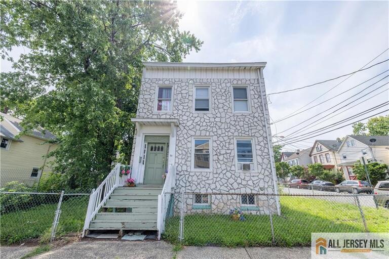 Photo 1 of 88 Hassart Street, New Brunswick NJ 08901, New Brunswick, NJ