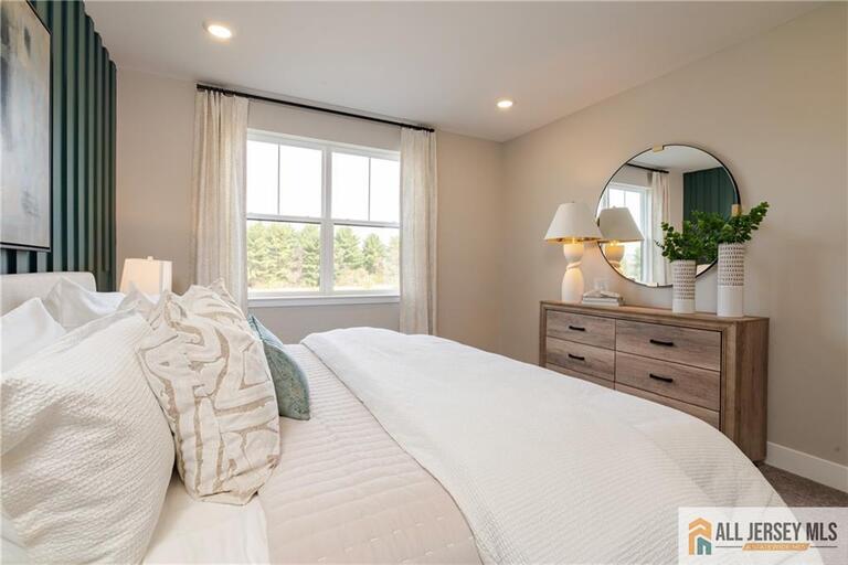 Photo 22 of 172 Leona Stewart Lane, Pennington NJ 08534, Pennington, NJ
