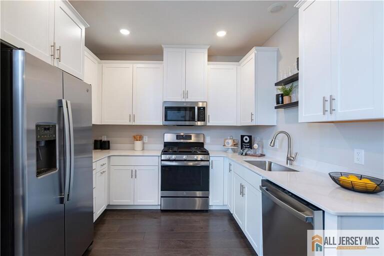 Photo 11 of 172 Leona Stewart Lane, Pennington NJ 08534, Pennington, NJ