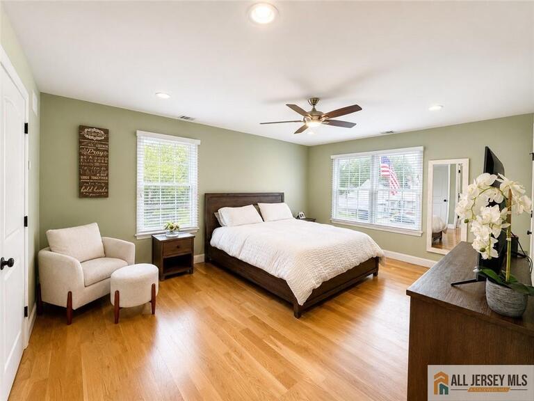 Photo 14 of 8 Tanglewood Lane, Colonia NJ 07067, Colonia, NJ
