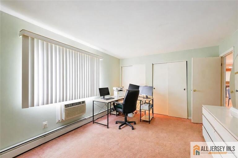 Photo 15 of 621 Cricket Lane # 621, Woodbridge Proper NJ 07095, Woodbridge Proper, NJ