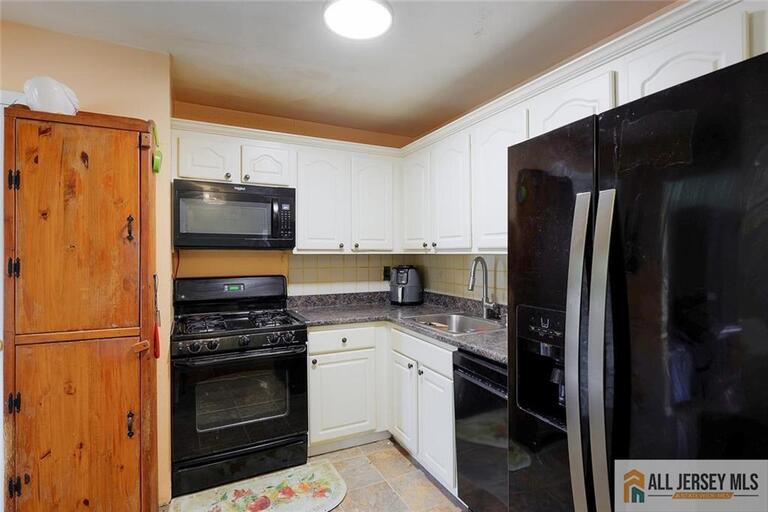 Photo 13 of 621 Cricket Lane # 621, Woodbridge Proper NJ 07095, Woodbridge Proper, NJ